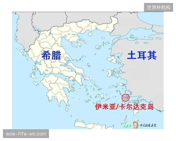 恰尔汗奥卢的长短传调度是土耳其由守转攻的枢纽，他将利用精准长传直接打击对手防线身后空当。